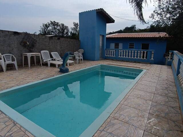 Venda em cercadinho - Capela do Alto