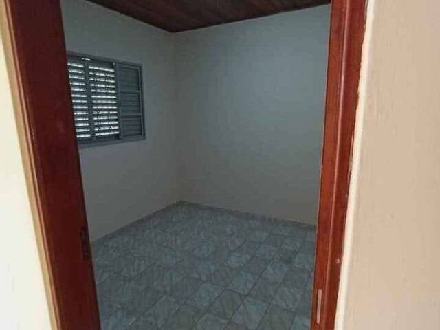 #70 - Casa para Venda em Iperó - SP